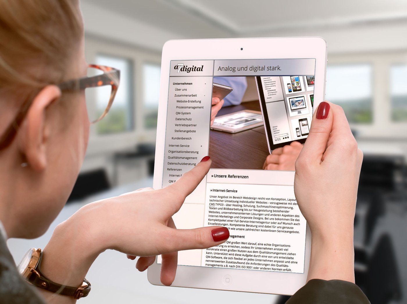 Neben Qualitätsmanagement- und Organisationsberatung bieten wir auch Internet-Service - erfahren Sie mehr über uns auf a7digital.de